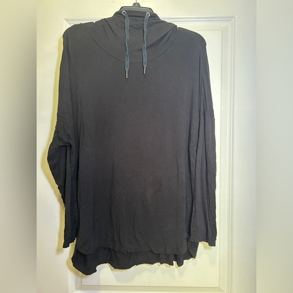 Avia Black Hooded Sweatshirt - Picture 1 of 3